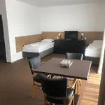 R10 Hotel 3*