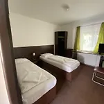 R10 Hotel 3*