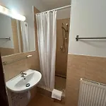 R10 Hotel 3*
